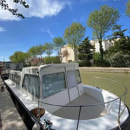 Úszó hotel Bateau Mama Mia Narbonne